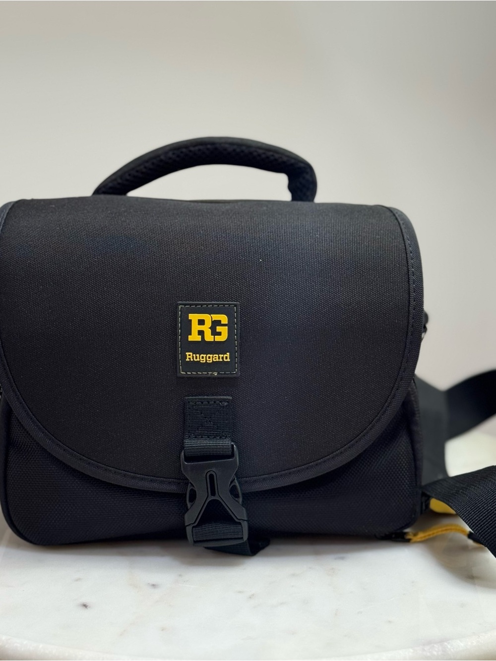 Ruggard Commando 36 DSLR Camera Shoulder Bag Black with Strap